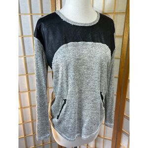 Democracy Sm Distressed Knit Top